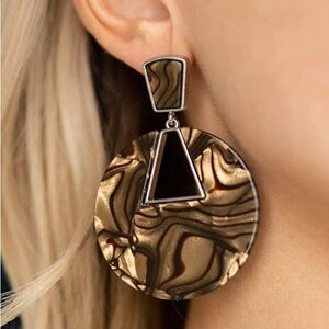 Let HEIR Rip! Brown Acrylic Post Earrings